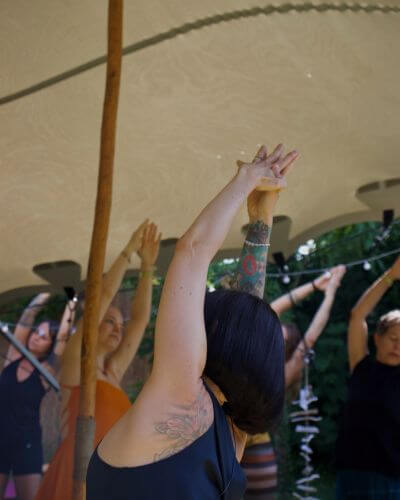 Yogaübung Seitbeuge