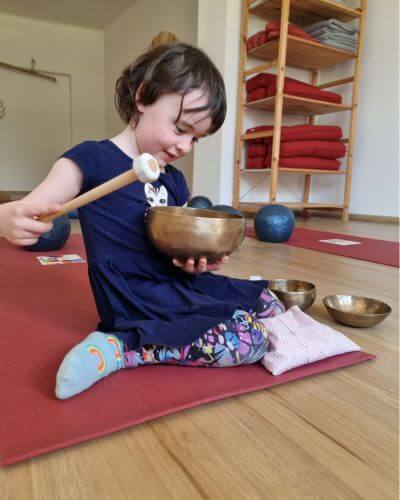 Kinderyoga im YogaTor